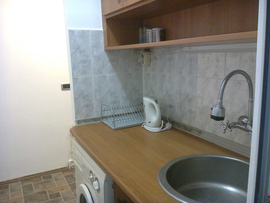 Едностаен за нощувки в кв. Левски, свободно паркиране