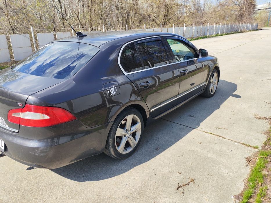 SKODA Superb 2009 — imagine 3