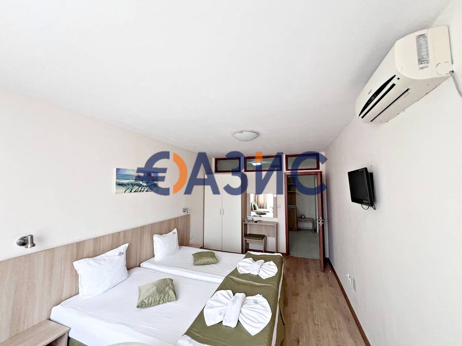 Продава се Двустаен апартамент в к.к. Слънчев бряг - 69 кв.м за 587 €/кв.м - Снимка #6