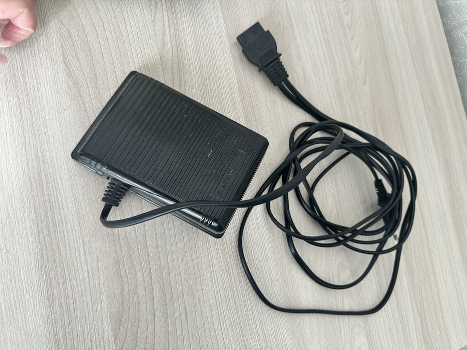 Продаю Шаейная машина Janome 523S