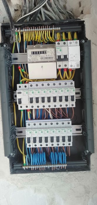 Электрик недорого Электрик