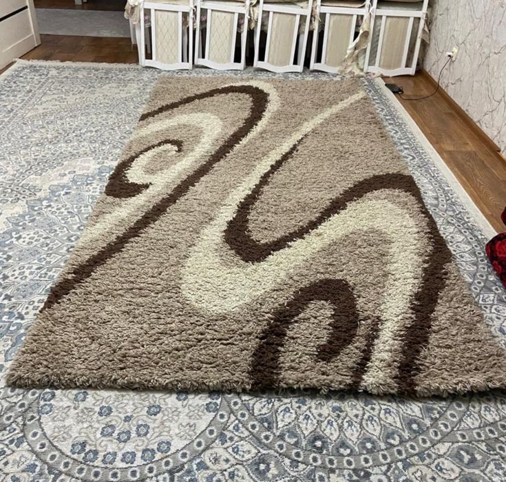 Ковер 3×1.5 в хорошем состоянии