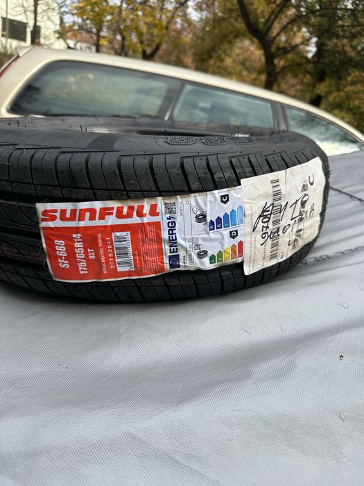 лятна автомобилна гума Sunfull SF-688 с размер 175/65 R14 82T