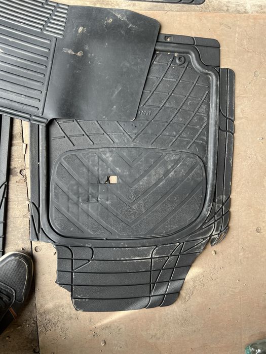 Коврик на церато 2013