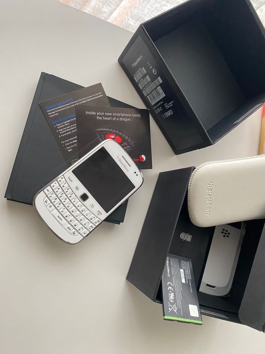 Blackberry Bolt9900 NOU