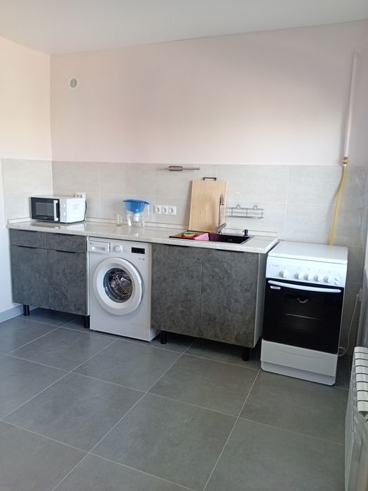 Сдаю квартиру по месячно.