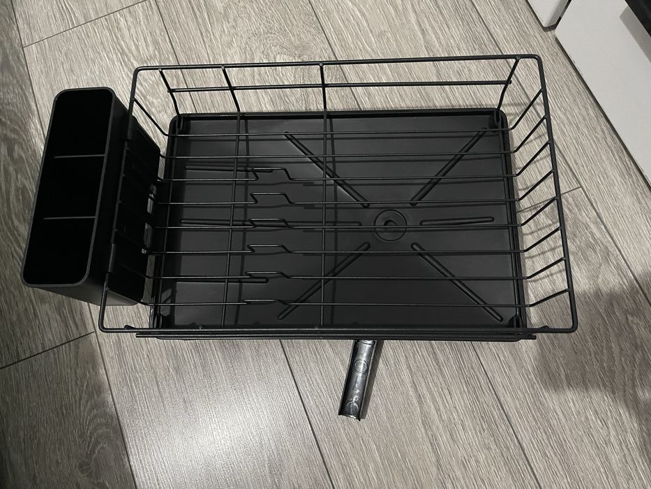 Storcator vase cu scurgere