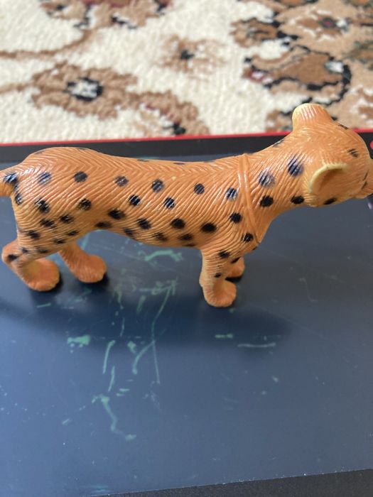 Игрушка леопард