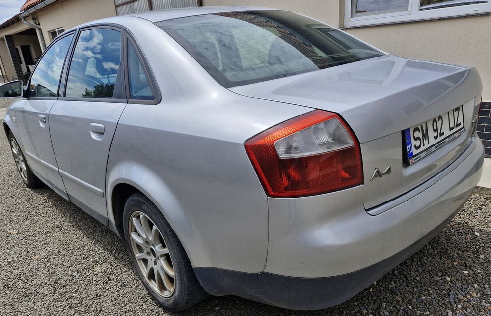 AUDI A4 2001 — imagine 3