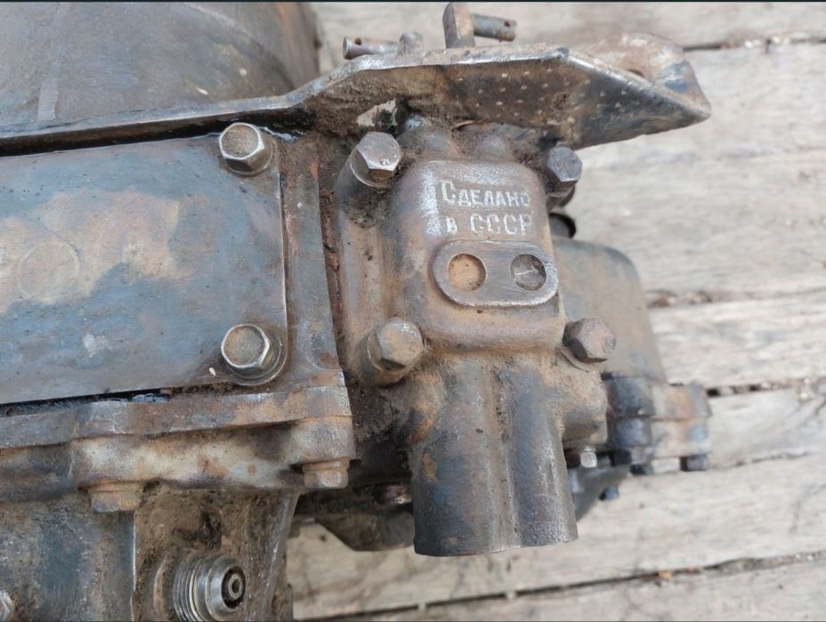 Скорости, раздатка, заден мост 37/8 и 4 бр. здрави ресори за уаз 452