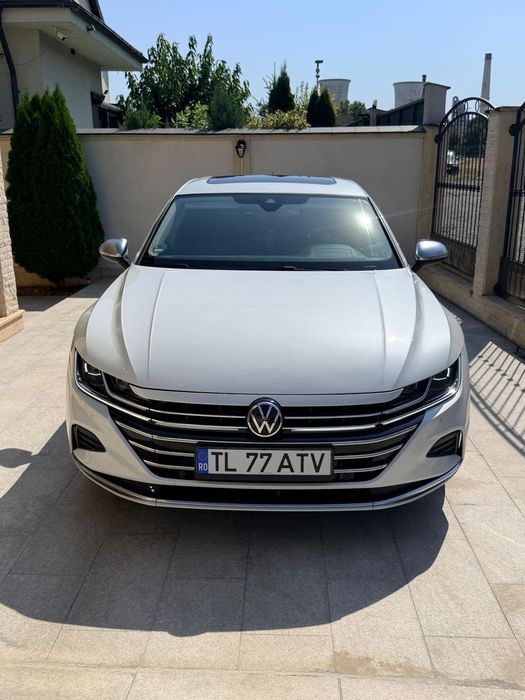 Volkswagen ARTEON Mașina are o configurație deosebit de completă, potrivită pentru cine