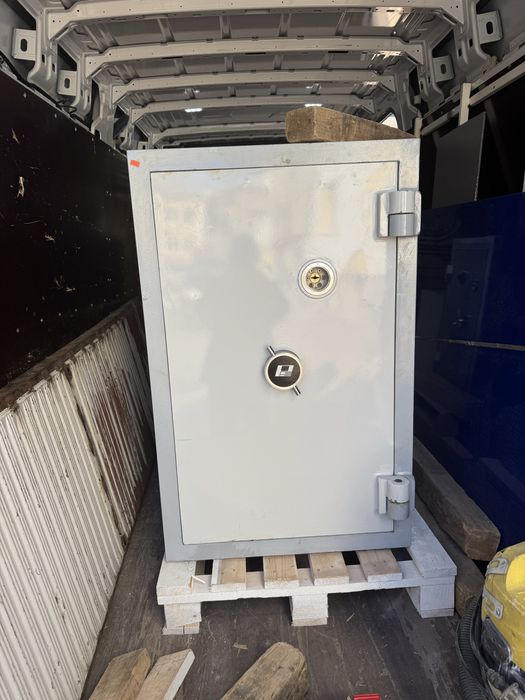 Огнеупорни каси употребявани