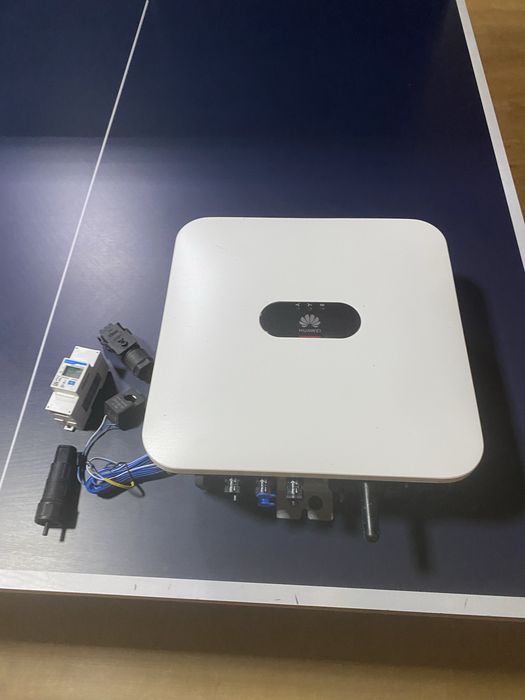 Invertor panouri solare Huawei 3 kw