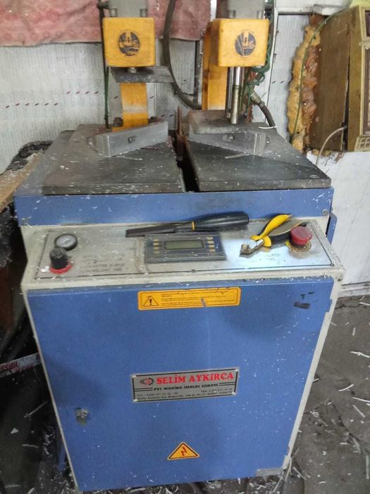 Продам станки для производства  пластиковых окон