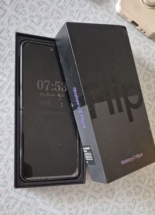 Samsung Galaxy Z flip 4