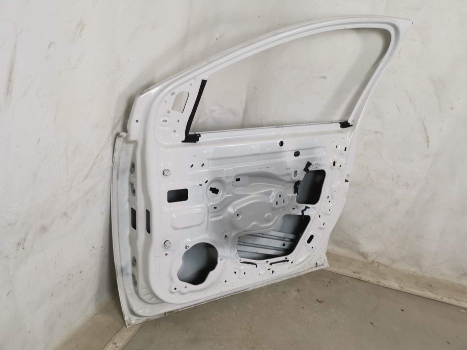 Дачия Сандеро / Dacia Sandero 3 [ - ] Оригинална, повредена предна дяс