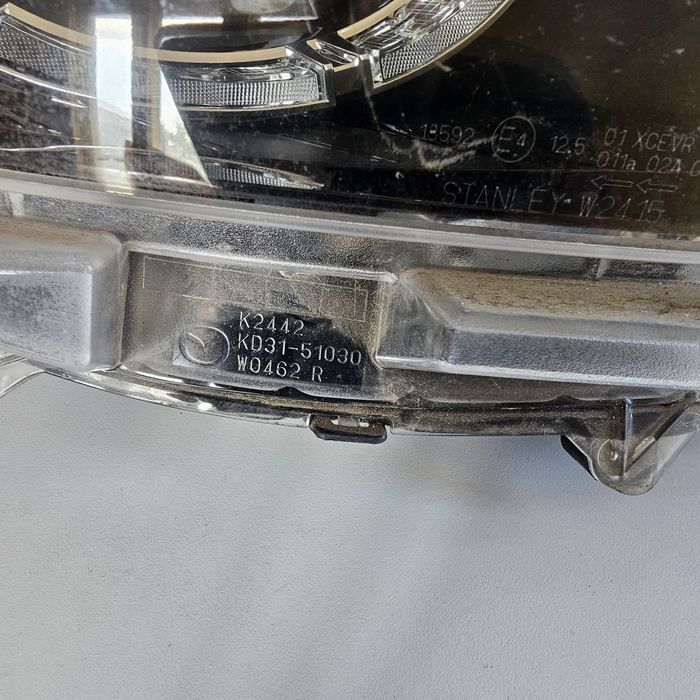 десен фар Mazda CX5.