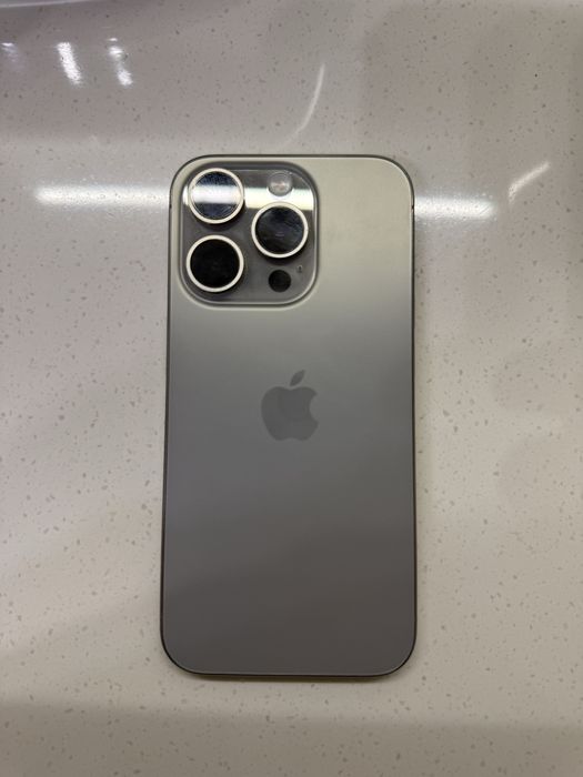 Iphone 15 pro 256 86%