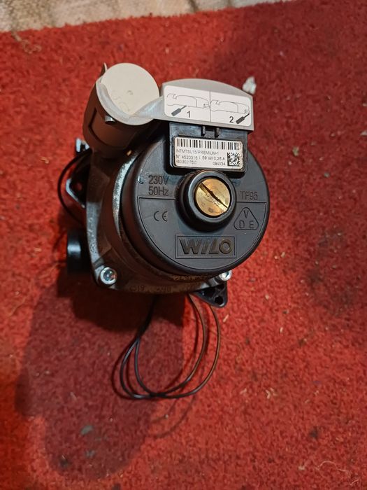 Vindem pompe Wilo,  ENER PLUS,  ARISTON