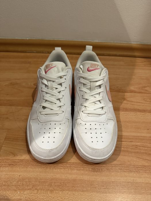 Adidasi Nike Court Borough Low 2 37.5