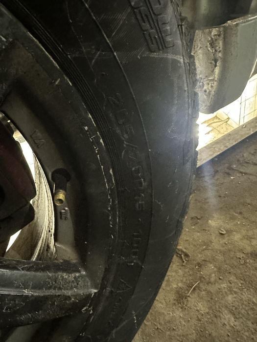 Продам 15 диски с зимней резиной