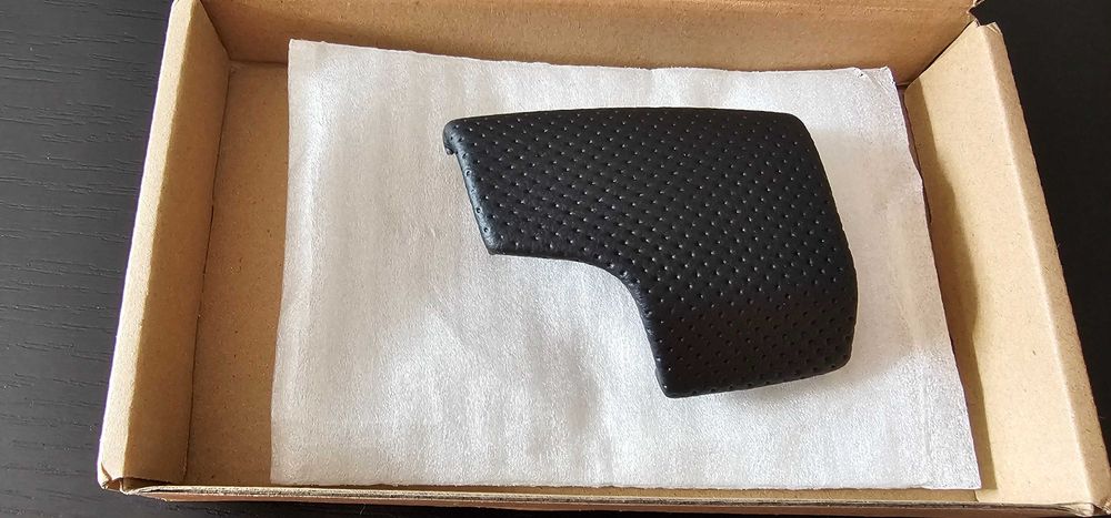 Capac maneta nuca schimbator piele perforata Audi S line A6, A7, Q7 Q8