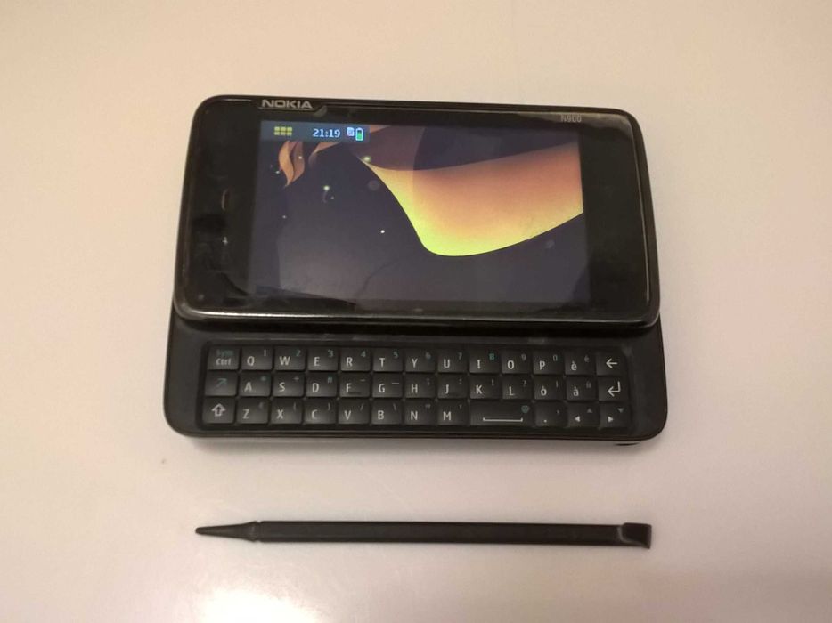 NOKIA N900 type RX-51 / Finland telefon retea RO  stylus folie
