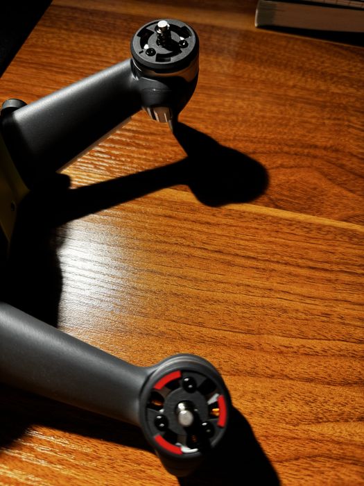 Продавам DJI FPV Drone