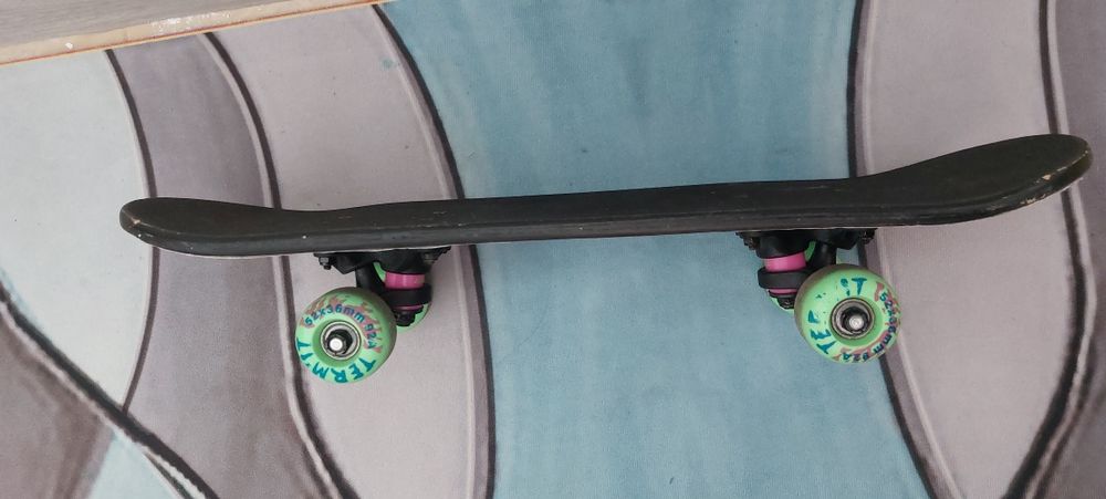 Скейтборд с принтом
