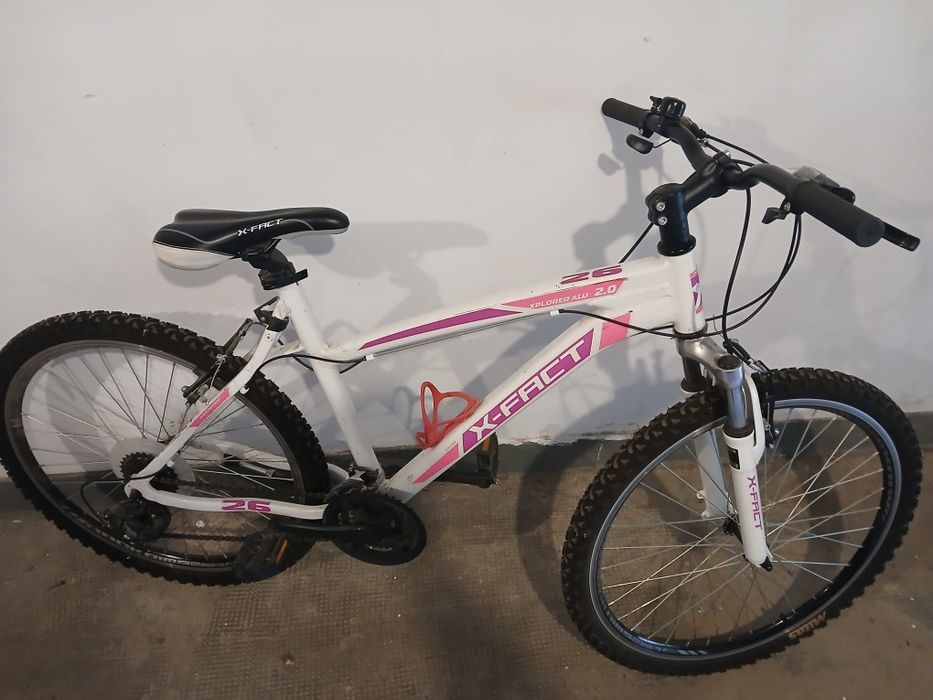 Vand bicicleta pe 26 dama