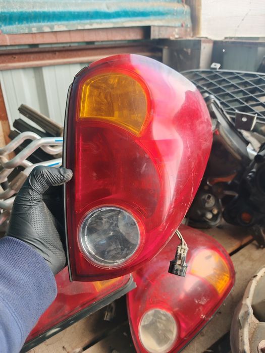 Lampa spate mitsubishi l200