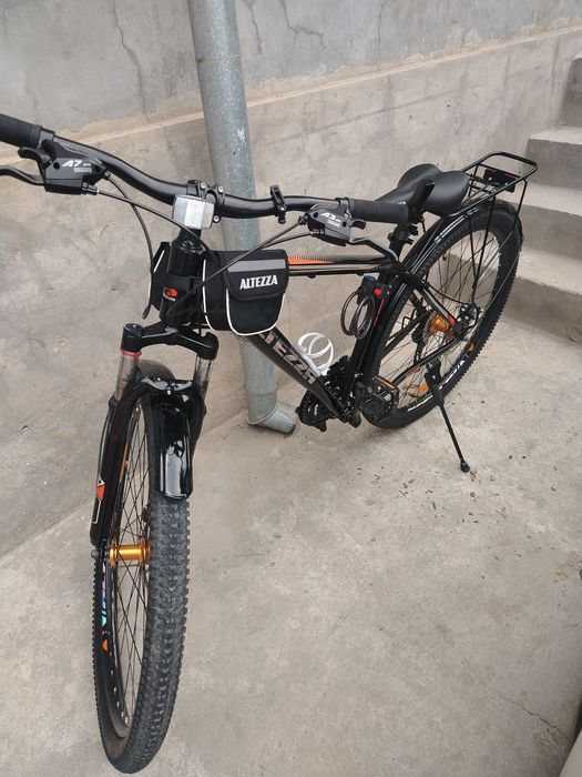 Velosiped sotiladi