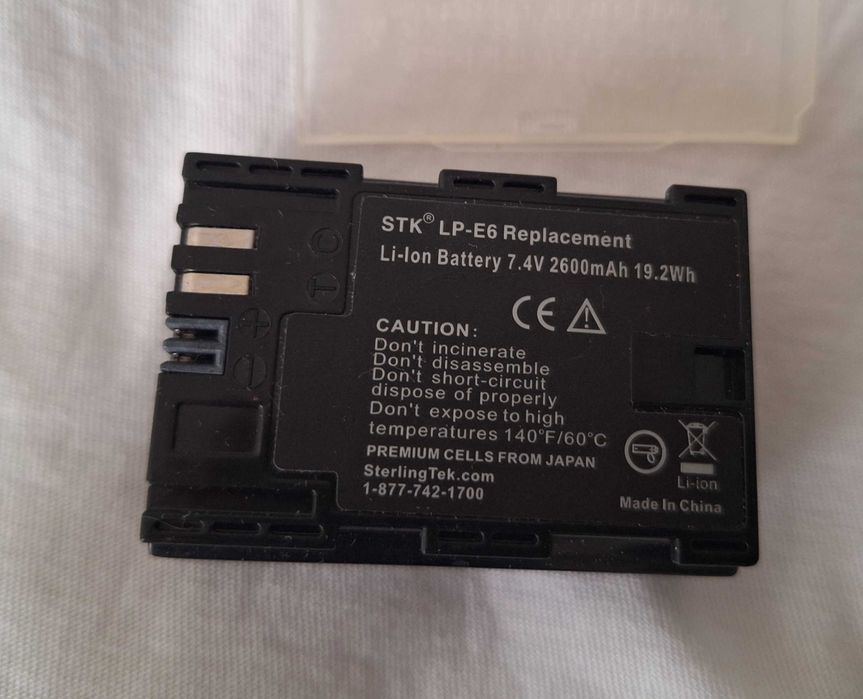 Аккумулятор для фотоаппарата.