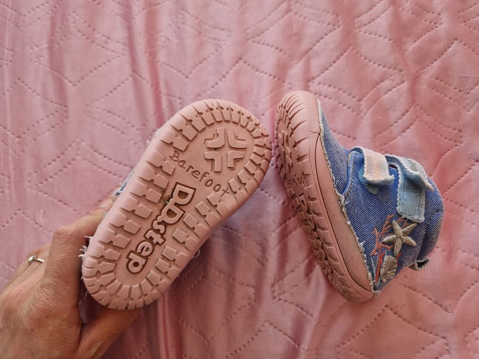 D.D step barefoot 22