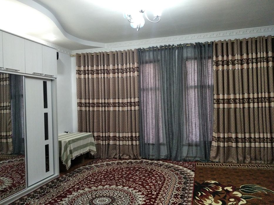 Ховли сотилади Узбекистон кучасида