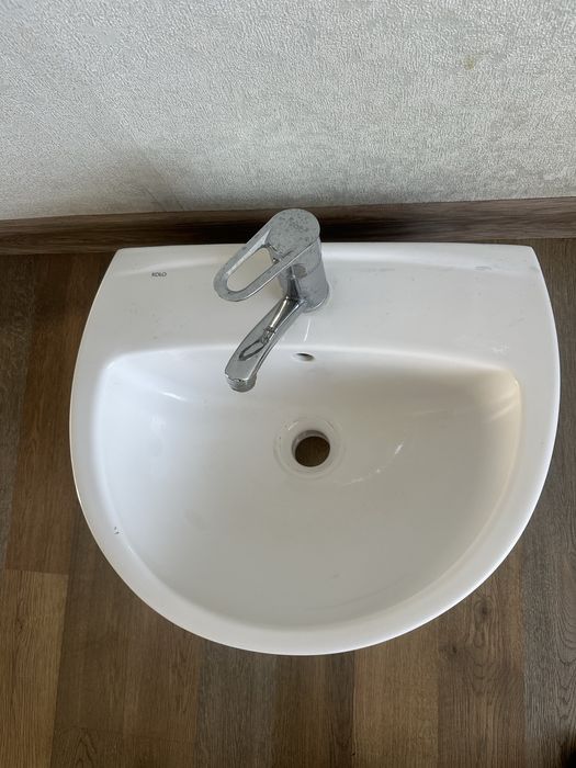 Раковина не большая