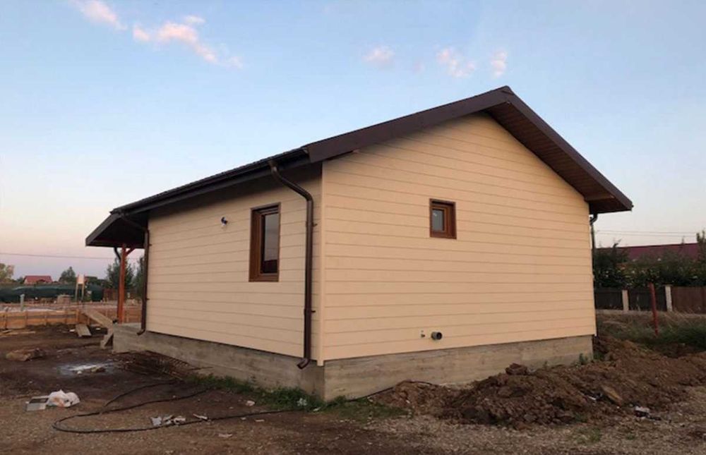 Casa Modulara, Garaje Auto si Containere stil birou din structura metalica si panou sandwich termoizolant