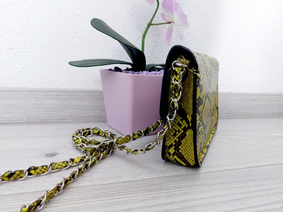 Чанта на Stradivarius