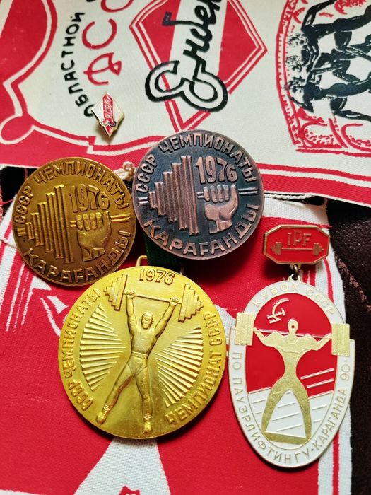 Значки в коллекцию СССР