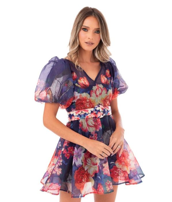 Рокля от феерична материята