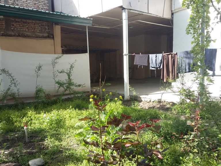 Продается дом под строительство гостиницы.