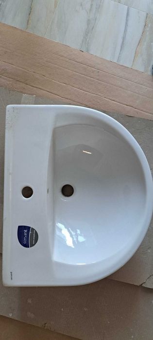 Vand obiecte sanitare nefolosite