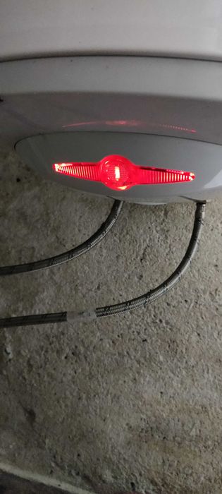 Вертикални Бойлери Теси за Баня и Кухня