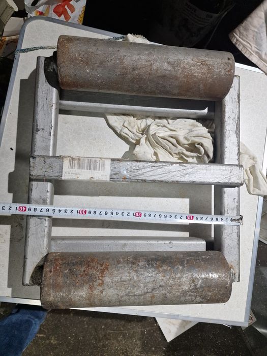 Carucior masini avariate / roti rupte tractari auto