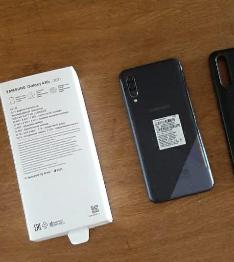 Продам Samsung А30s