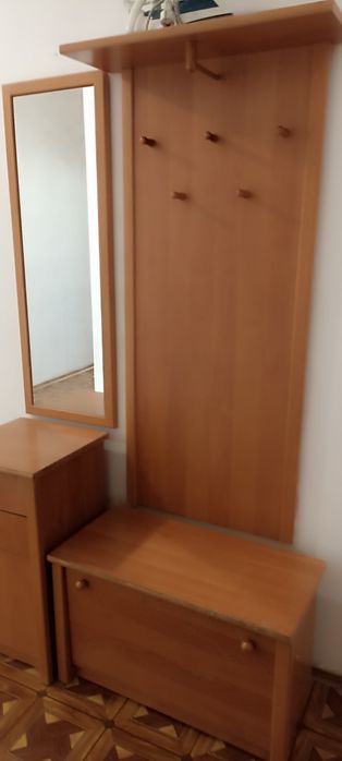 Прихожая мебель в нормальном состоянии