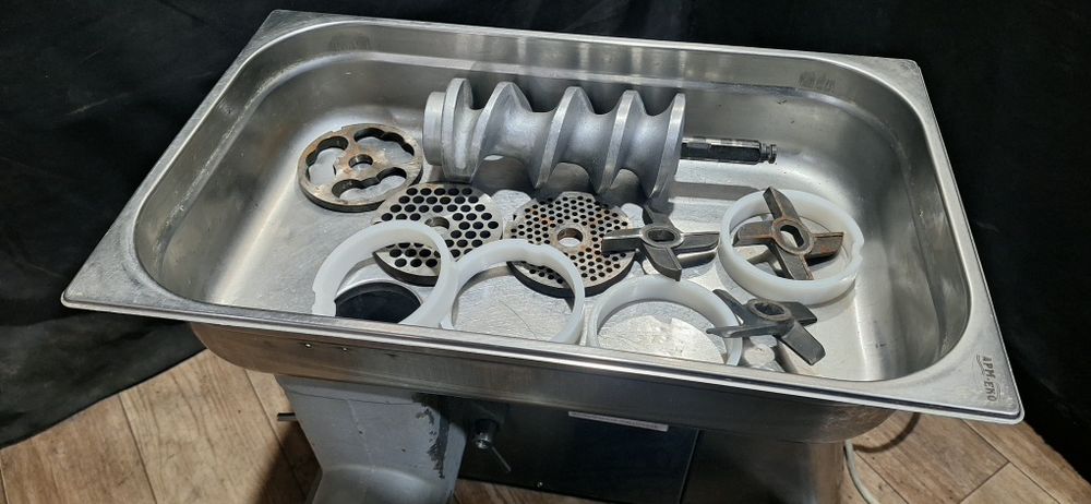 Мясарубка МИМ 600М