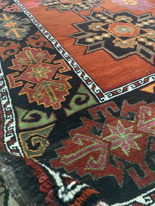 Продается ковер.