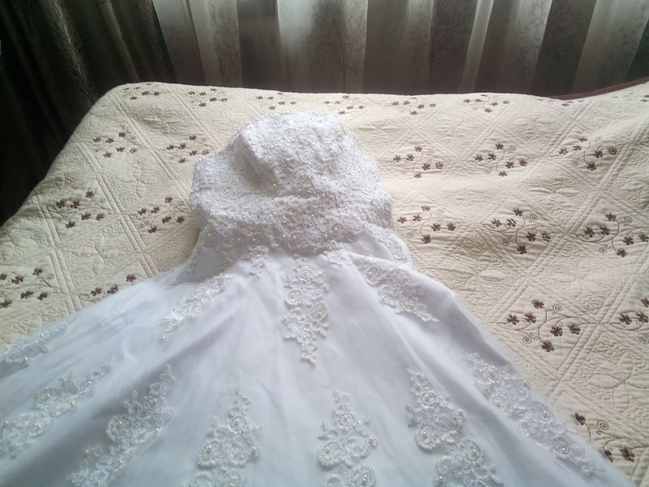 Продам свадебное платье