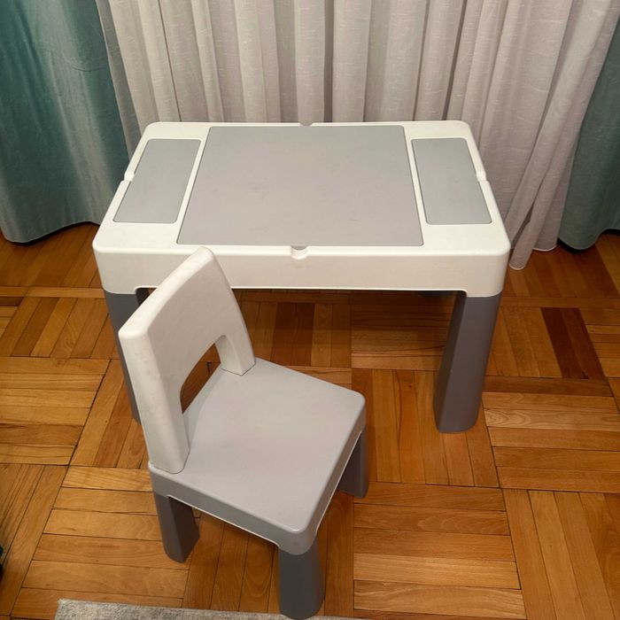 Măsuță copii Multifun + scaun, alb/gri, stare bună – 275 lei negociabil